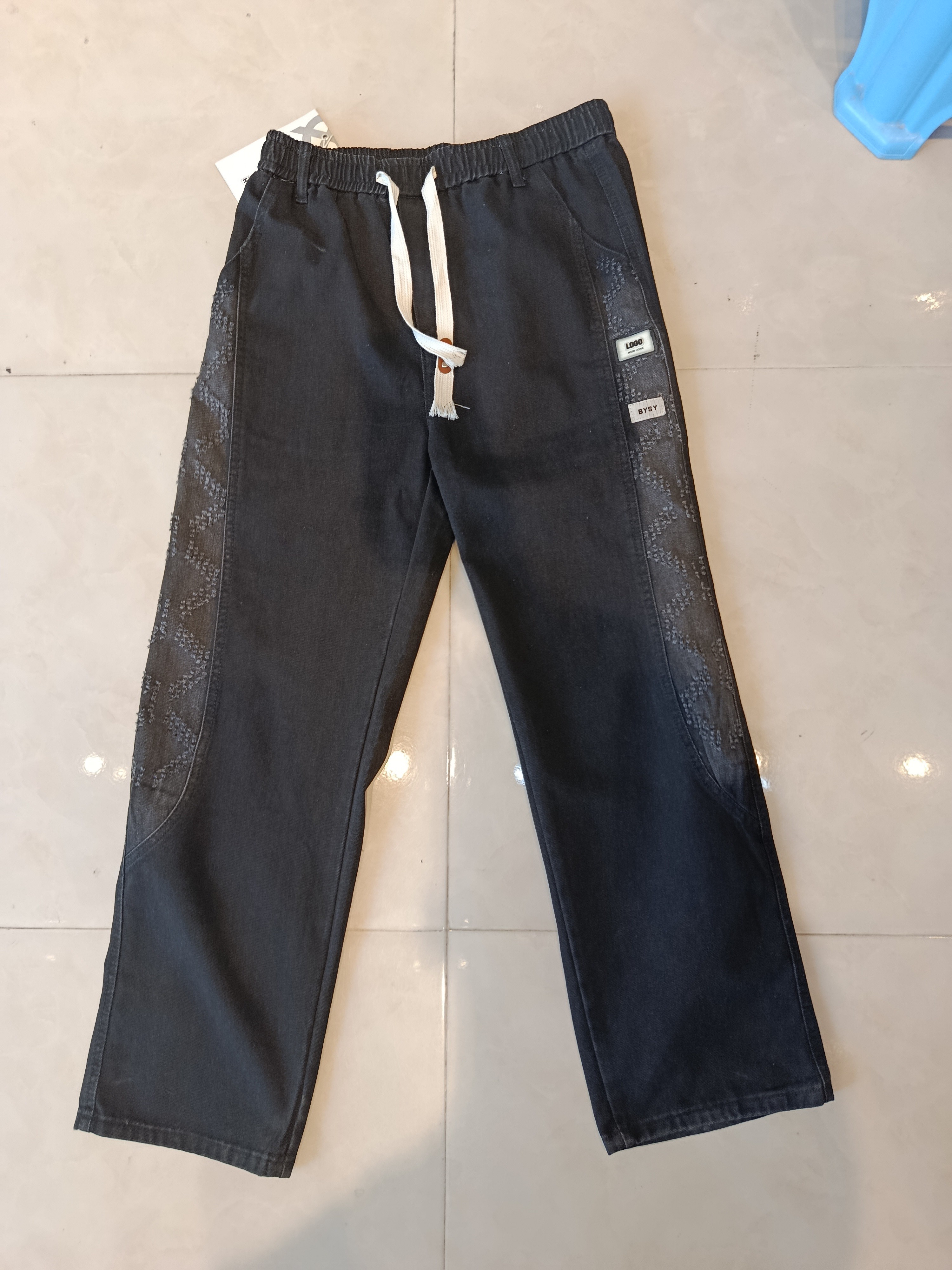 شلوار استریتویر Jet Black مدل بگ با جزئیات Side Pattern وارداتی مستر کوالیتی -حامو ور
