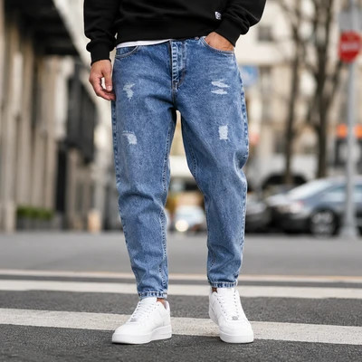 شلوار مامفیت مردانه آبی کلاسیک زاپدار ظریف مدل Men’s Classic Blue Mom Fit