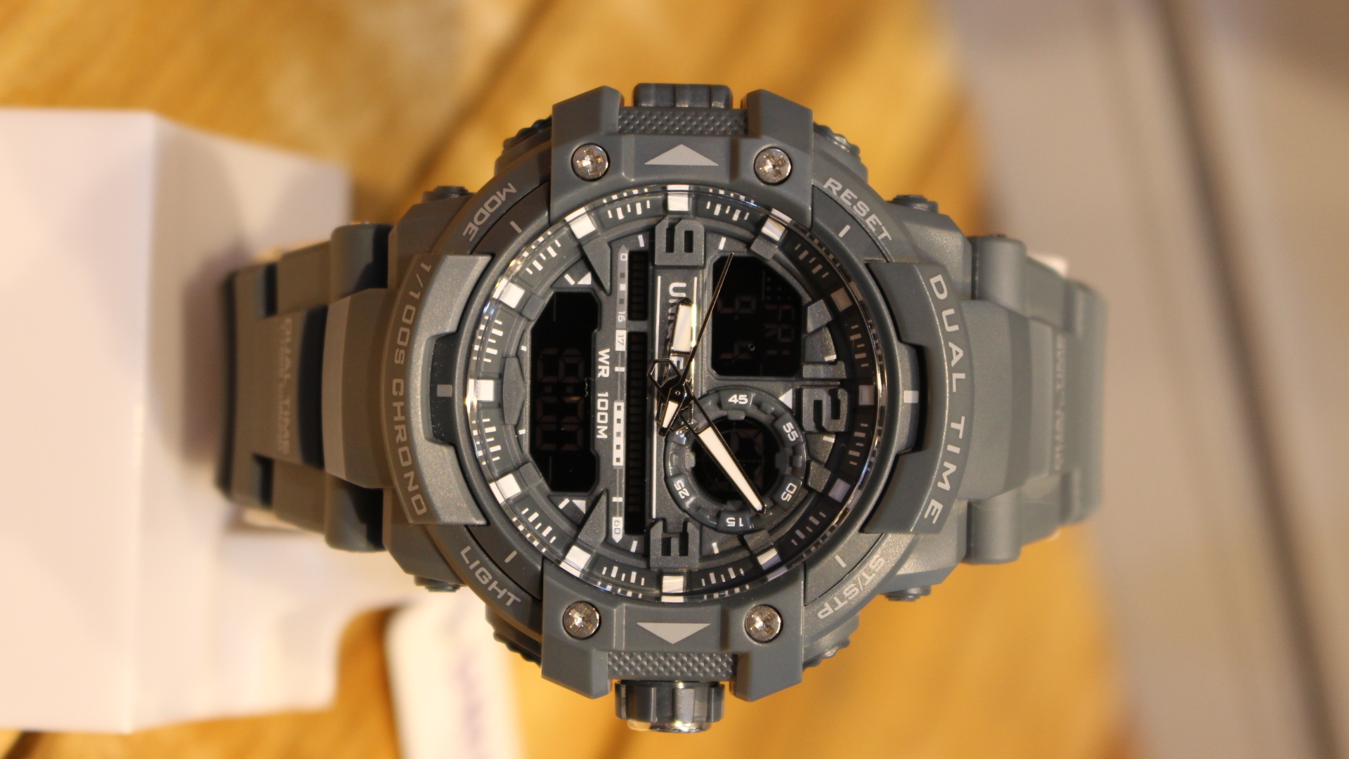 ساعت مچی دو زمانه یونیک | نسخه طوسی بتنی تاکتیکال — UNIQUE Dual-Time Chrono | Battleship Grey Edition