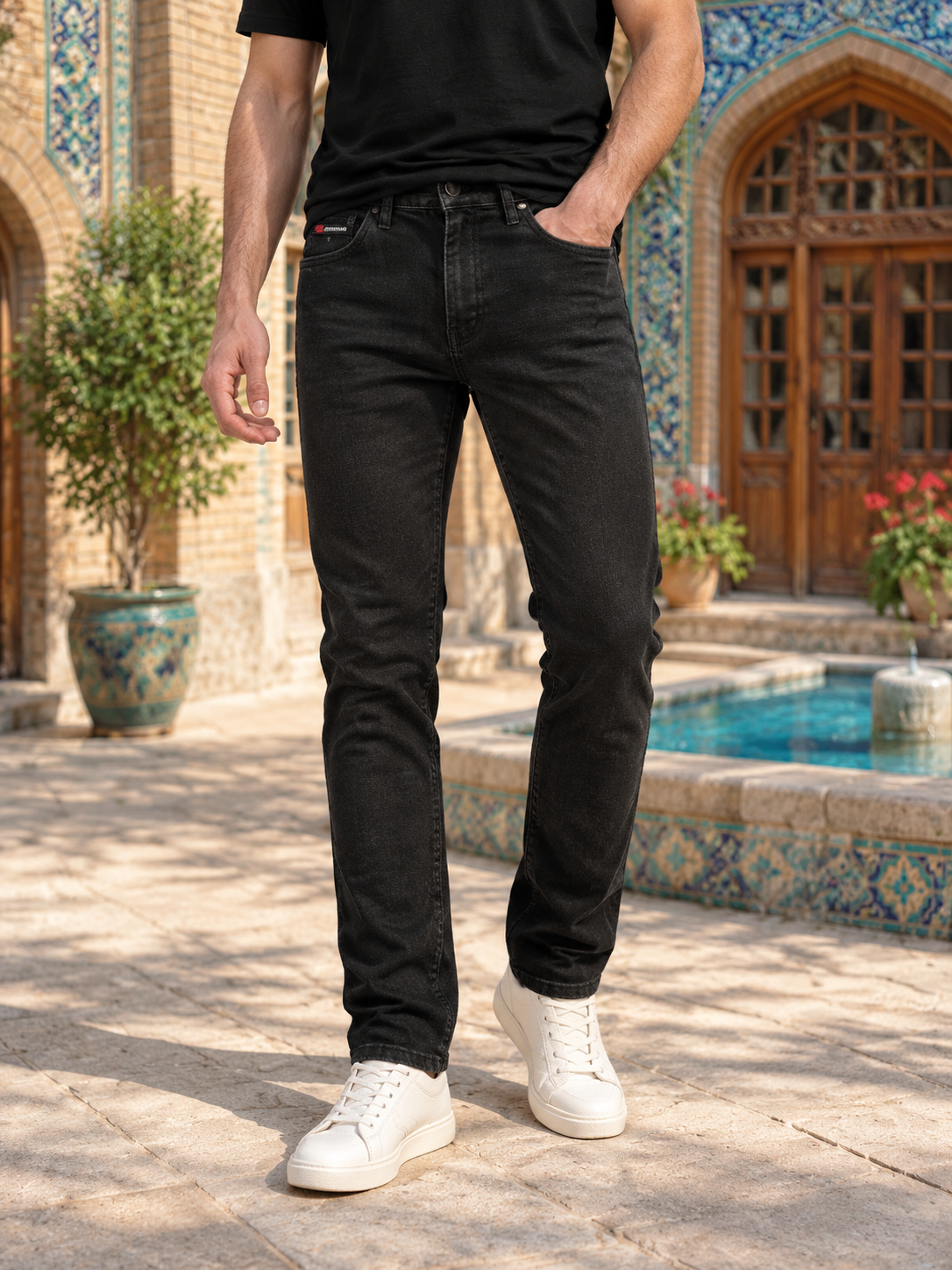 شلوار جین مردانه راسته مشکی شست‌رفته Washed Black Straight Fit Cotton Stretch Jeans