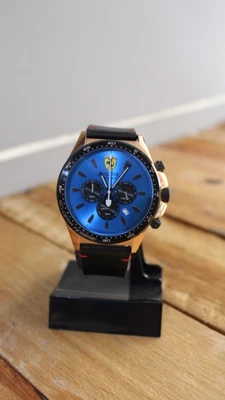 SCUDERIA FERRARI Pilota Rose Amber | ساعت کرونوگراف فراری قاب رزگلد صفحه آبی متالیک
