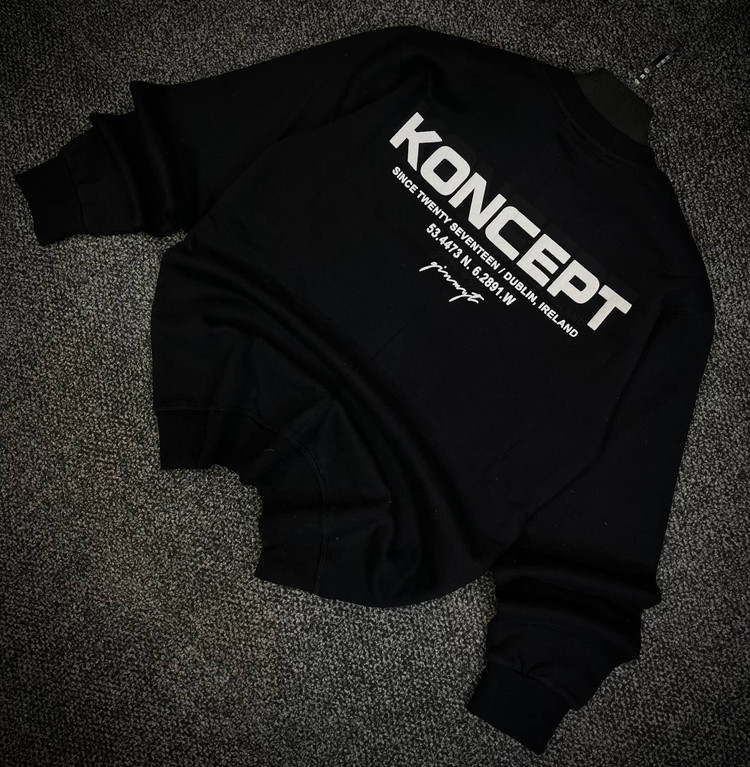 دورس یقه گرد مشکی با چاپ پشت طرح KONCEPT رنگ مشکی | Minimalist Crewneck